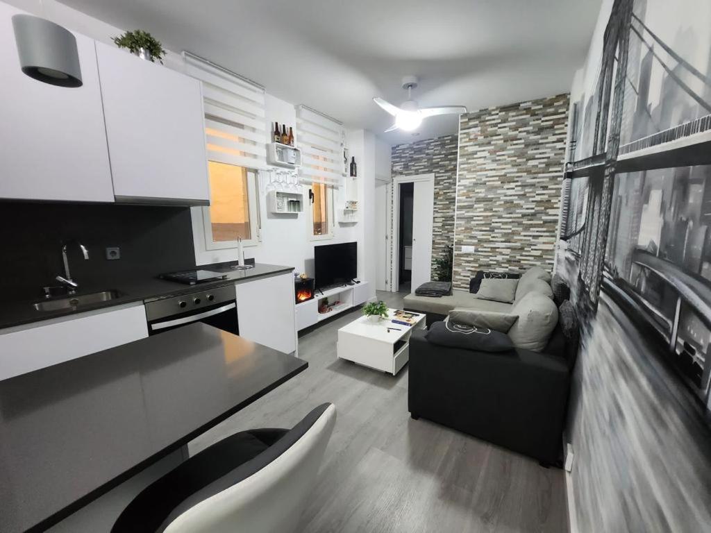 Embajadores, Apartamento Moderno Y Centrico Para 4 Madrid Buitenkant foto